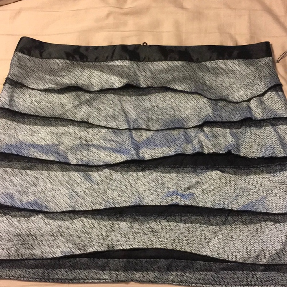 🌟SALE 2/$15🌟Women’s plus size layered skirt Sz16